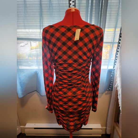 M Stretchy Red Plaid Dress - Picture 2 of 4